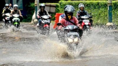 Cara Merawat Motor Saat Musim Hujan Agar Tetap Prima