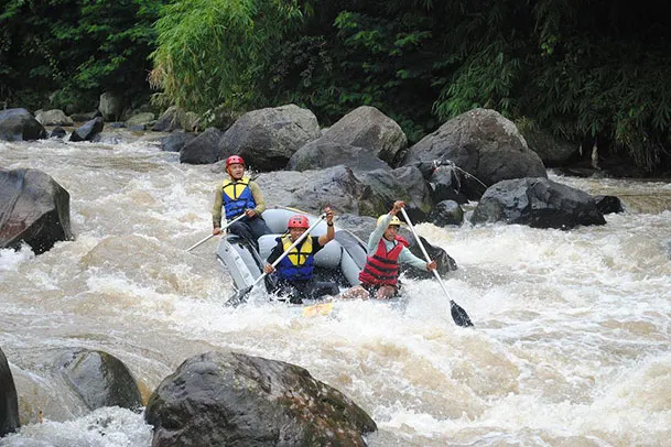 Wisata Rafting Pangalengan