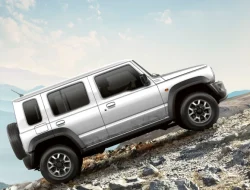 Suzuki Jimny 5-Door White Rhino Edition Melantai di GJAW 2024