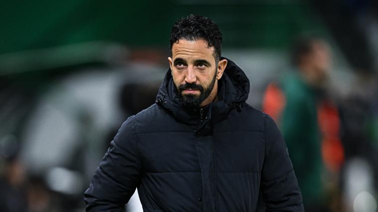 Manajer Manchester United, Ruben Amorim, berbicara dalam konferensi pers tentang ambisinya membawa klub kembali menjuarai Premier League