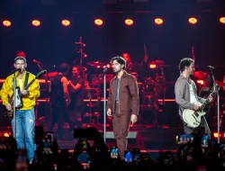 Jonas Brothers Siapkan Kejutan di Tahun Perayaan 20 Tahun Karier